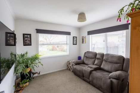 Photo of property in 22 Austin Reid Avenue, Carterton, 5713