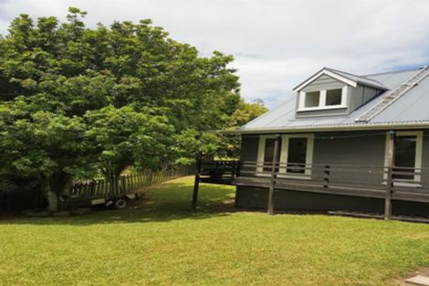 Photo of property in 13 Abbeygate Street, Birkdale, Auckland, 0626