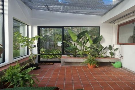 Photo of property in 102 Beachville Road, Redcliffs, Christchurch, 8081