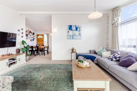 Photo of property in 110 Hillcrest Road, Raumati Beach, Paraparaumu, 5032