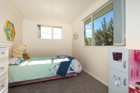 Photo of property in 18 Ranch Place, Pukekohe, 2120