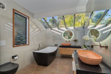Photo of property in 3 School House Lane, Whitianga, 3510