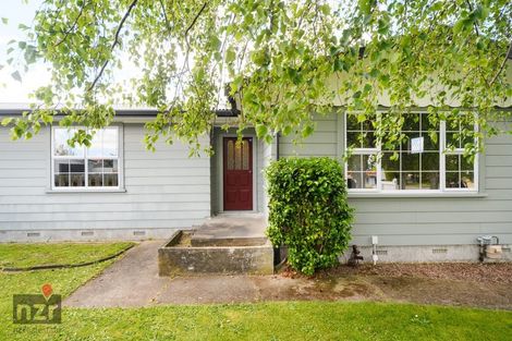 Photo of property in 6 Oban Place, Awapuni, Palmerston North, 4412