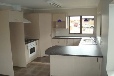 Photo of property in 14 Shrule Place, Huntington, Hamilton, 3210