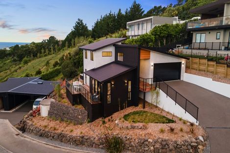 Photo of property in 307a Mount Pleasant Road, Mount Pleasant, Christchurch, 8081