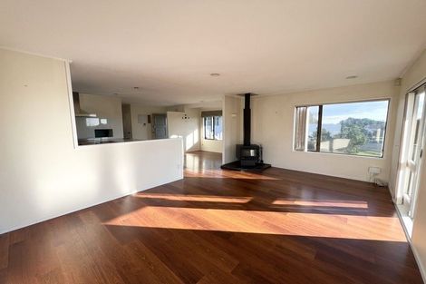 Photo of property in 46 Marendellas Drive, Bucklands Beach, Auckland, 2014