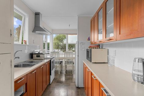 Photo of property in 8 Kokich Crescent, Onerahi, Whangarei, 0110