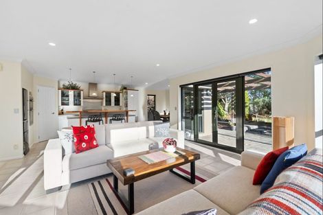 Photo of property in 5828 West Coast Road, Springfield, 7681