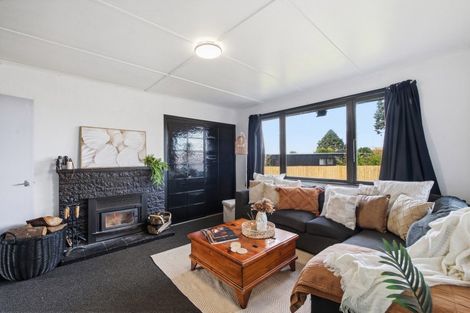 Photo of property in 3 Liane Place, Mangakakahi, Rotorua, 3015