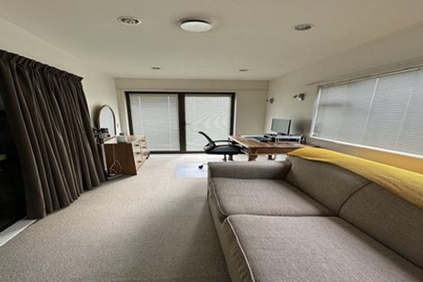 Photo of property in 2 Wainscott Street, Greenmeadows, Napier, 4112