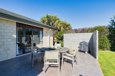 Photo of property in 6 Burnfield Way, Levin, 5510