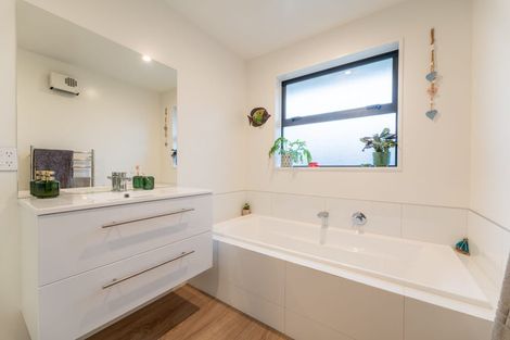 Photo of property in 79a Mckenzie Street, Geraldine, 7930