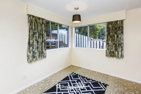 Photo of property in 55 Norana Road, Timberlea, Upper Hutt, 5018