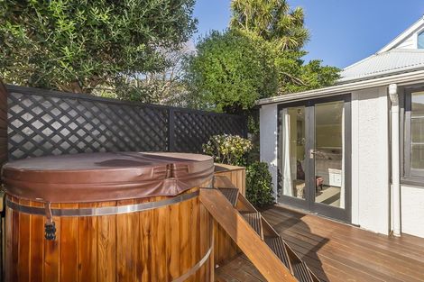 Photo of property in 94 Elizabeth Street, Mount Victoria, Wellington, 6011