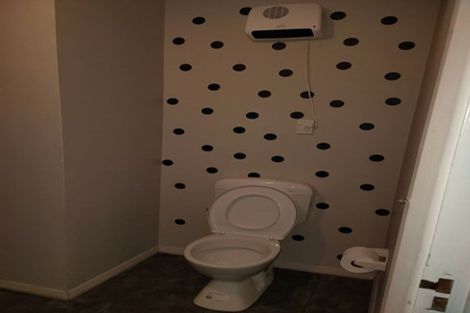 Photo of property in 36 Gibbons Street, Upper Hutt Central, Upper Hutt, 5018