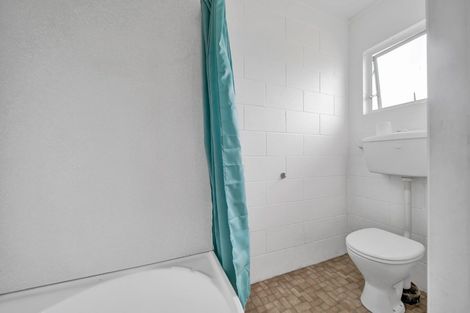 Photo of property in 10a Banks Street, Marfell, New Plymouth, 4310