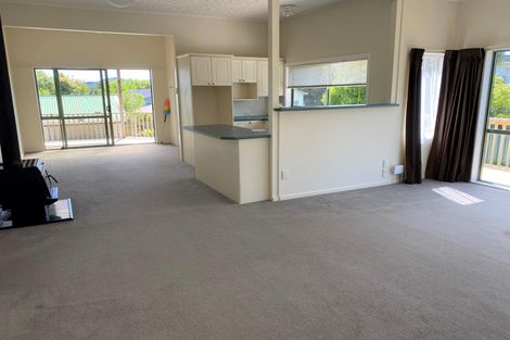 Photo of property in 10 Yorke Road, Haruru, 0204