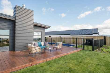 Photo of property in 70 Katania Heights, Brightwater, 7022