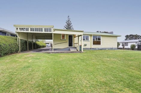 Photo of property in 82 Strange Street, Waitara, 4320