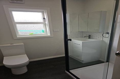 Photo of property in 88 Victoria Street, Carterton, 5713