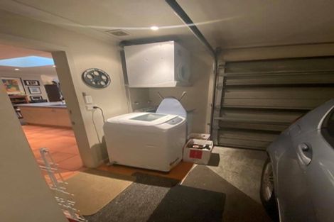 Photo of property in 33a Forest Road, Pinehaven, Upper Hutt, 5019