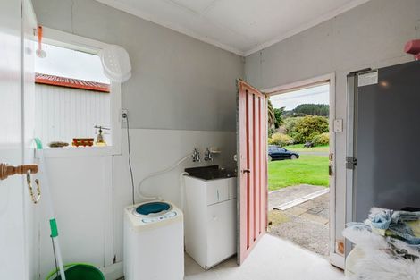 Photo of property in 1059 Pouewe Street, Kawhia, 3889
