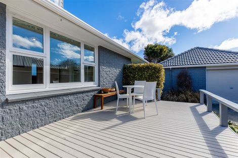 Photo of property in 76 Nortons Road, Avonhead, Christchurch, 8042