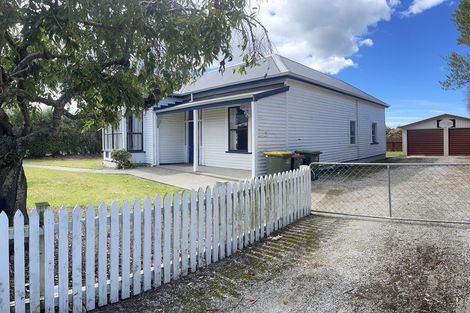 Photo of property in 1 Point Bush Road, Waimate, 7924