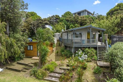 Photo of property in 35 Olsen Avenue, Mangawhai Heads, Mangawhai, 0505