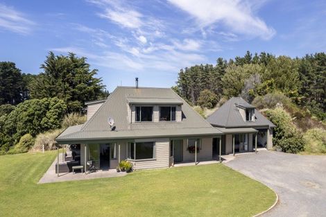 Photo of property in 166 Orui-riversdale Road, Riversdale Beach, Masterton, 5872