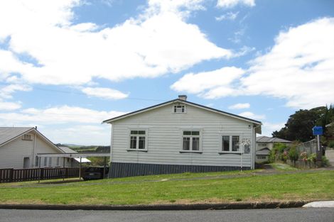 Photo of property in 3 Prospect Terrace, Pukekohe, 2120