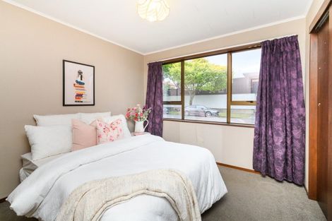 Photo of property in 1/29 Redwood Grove, Hokowhitu, Palmerston North, 4410