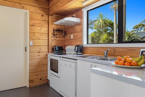 Photo of property in 297 Pohutukawa Avenue, Ohope, 3121