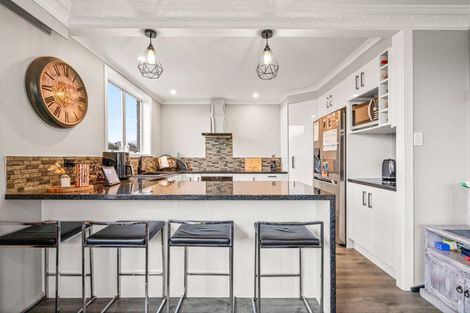 Photo of property in 98 Salford Street, Windsor, Invercargill, 9810