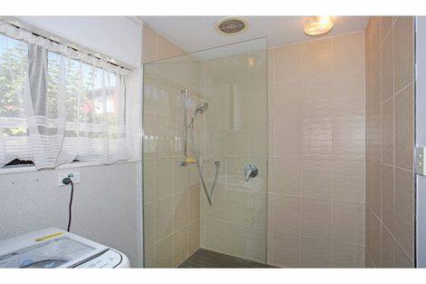 Photo of property in 8 Godwit Place, Waiuku, 2123