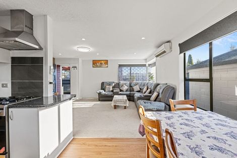 Photo of property in 2/33 Tower Street, Hornby, Christchurch, 8042