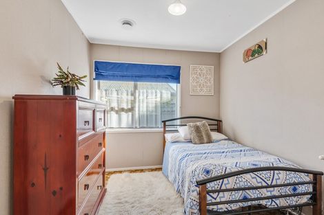 Photo of property in 34 Balgowan Terrace, Conifer Grove, Takanini, 2112