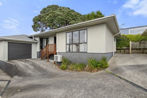 Photo of property in 4/253 Saint Aubyn Street, New Plymouth, 4310