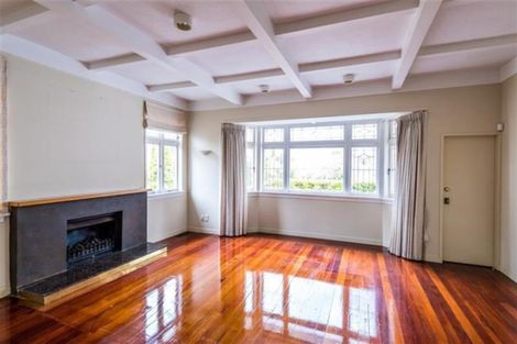 Photo of property in 9 Clarence Road, Northcote Point, Auckland, 0627