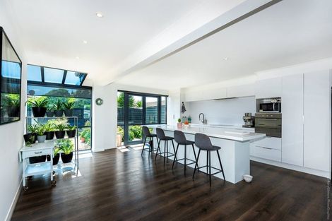 Photo of property in 150 Beach Road, North New Brighton, Christchurch, 8083