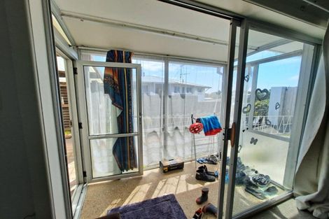Photo of property in 1/183 Seaview Road, Westown, New Plymouth, 4310