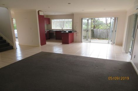 Photo of property in 3a Trelawn Place, Cockle Bay, Auckland, 2014
