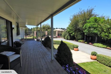 Photo of property in 42 Seadown Crescent, Amberley, 7410