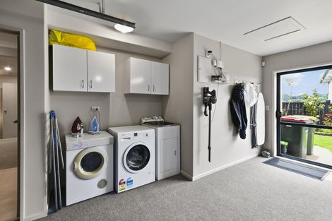 Photo of property in 12 Phoenicia Court, The Gardens, Auckland, 2105