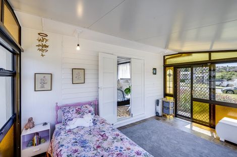 Photo of property in 4 Birdwood Street, Taradale, Napier, 4112