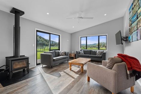 Photo of property in 51 Manukawiri Way, Martinborough, Greytown, 5794