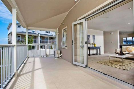 Photo of property in The Rise, 7/11 Hatfield Place, Albany Heights, Auckland, 0632