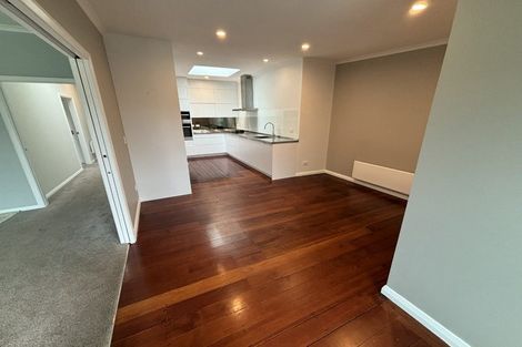 Photo of property in 38 Oroua Street, Eastbourne, Lower Hutt, 5013