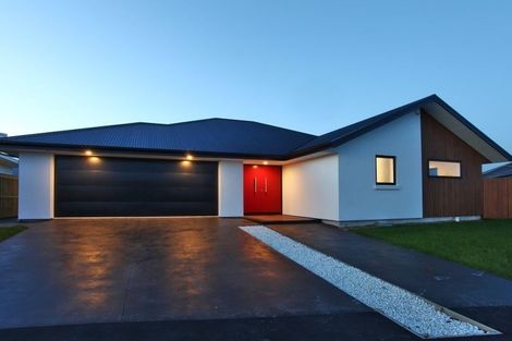 Photo of property in 8 Meyer Crescent, Halswell, Christchurch, 8025