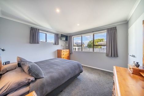 Photo of property in 83 Pasadena Crescent, Totara Park, Upper Hutt, 5018
